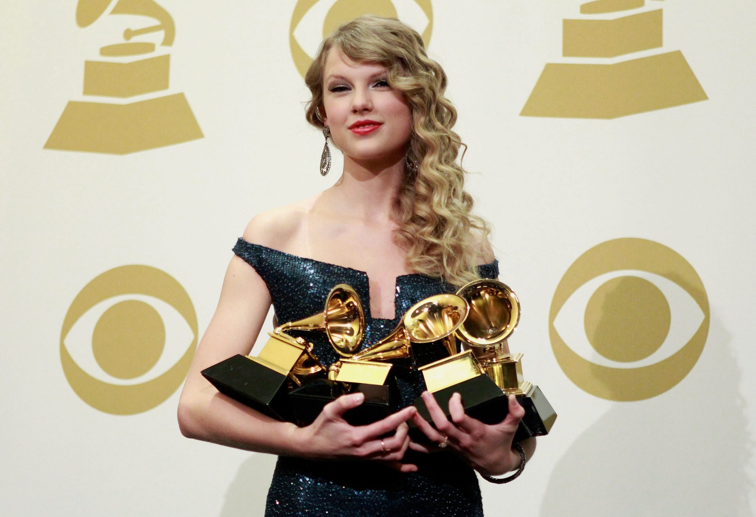 Taylor Swift giành giải Grammy