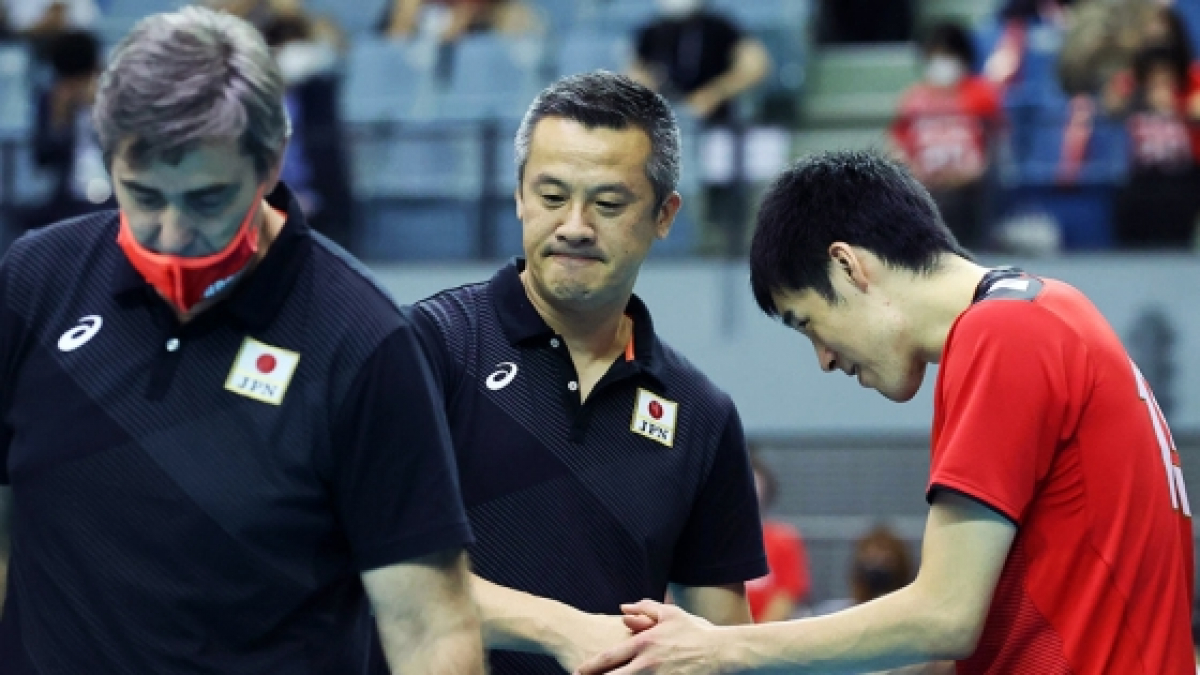 Bóng chuyền Nhật Bản nói lời chia tay với HLV Yuichi Nakagaichi