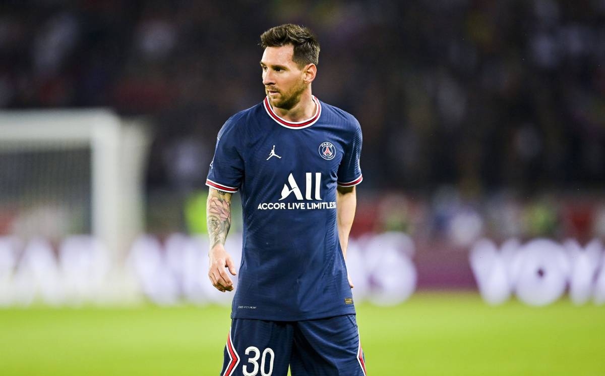 PSG bán được một triệu áo đấu Messi trong một tuần