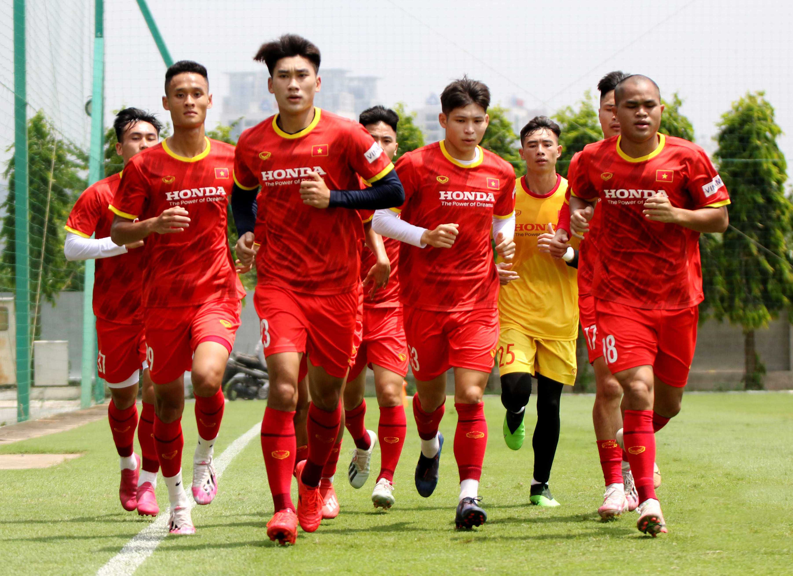 Loạt cầu thủ trẻ của Hà Nội FC và HAGL bất ngờ bị loại khỏi U22 Việt Nam